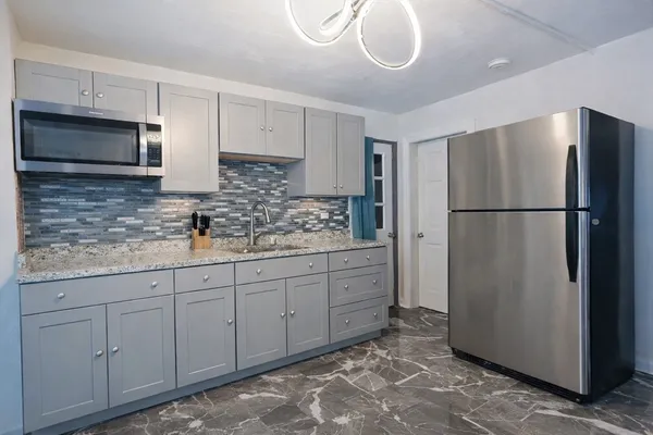 $379,900 | 243-245 Orange Street, Springfield, MA 01108