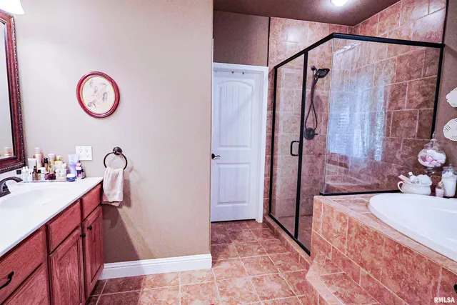 $595,000 | 4331 A County Road 1225 East, Salem, IL 62881