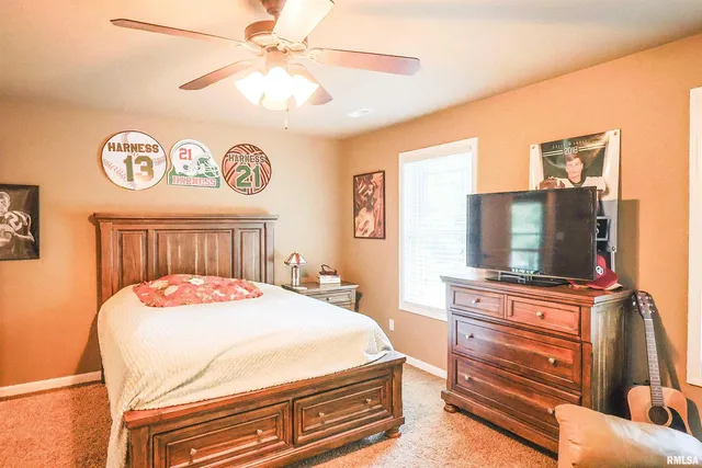 $595,000 | 4331 A County Road 1225 East, Salem, IL 62881