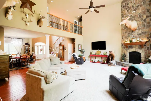 $595,000 | 4331 A County Road 1225 East, Salem, IL 62881