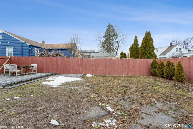 $2,750 | 680 Queen Street, Bridgeport, CT 06606