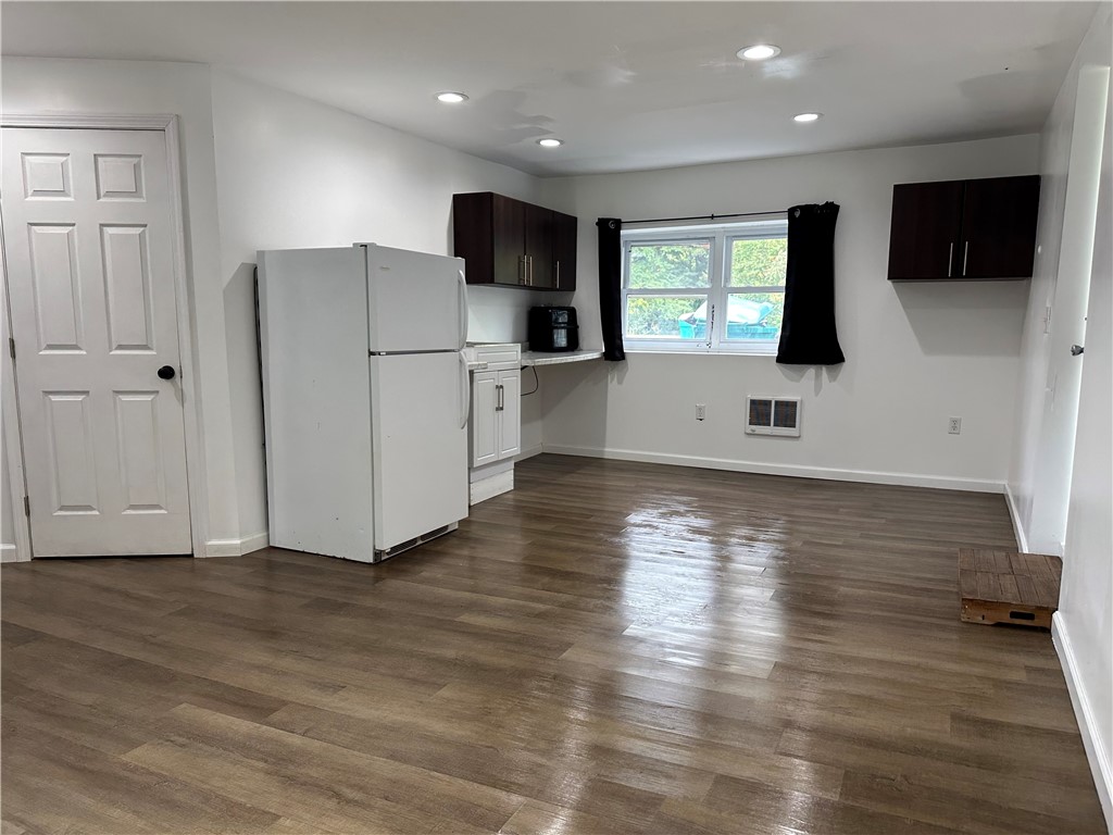 822 Hard Road Webster, NY 14580 - Photo 17 of 20 Gallery Image 17