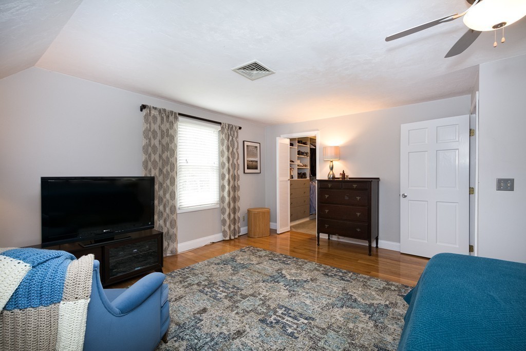 13 Seamore Road Scituate, MA 02066 - Photo 15 of 25