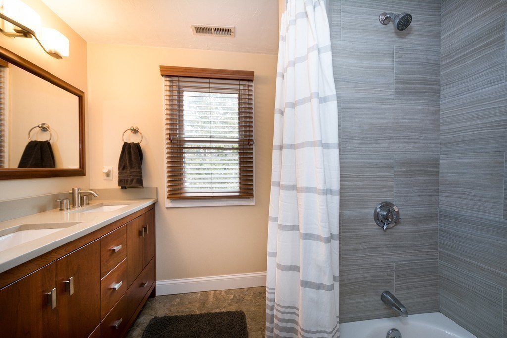 13 Seamore Road Scituate, MA 02066 - Photo 16 of 25