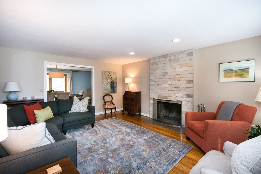 13 Seamore Road Scituate, MA 02066 - Photo 5 of 25