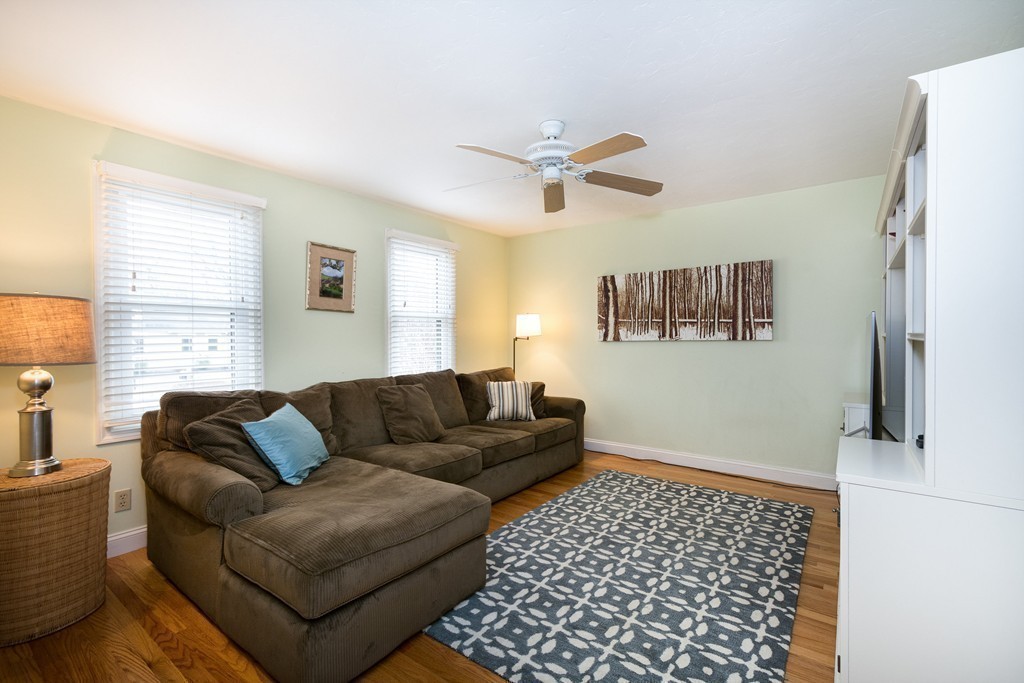 13 Seamore Road Scituate, MA 02066 - Photo 7 of 25