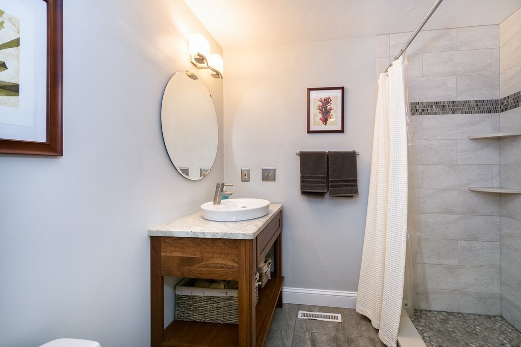13 Seamore Road Scituate, MA 02066 - Photo 9 of 25