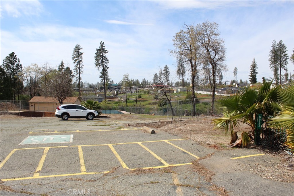 6047 Clark Road Paradise, CA 95969 - Photo 4 of 14 a view of a basketball court
