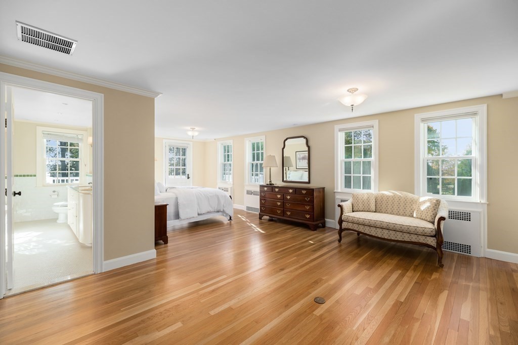 25 Haven Way Beverly, MA 01915 - Photo 23 of 42 a living room with furniture and a large window