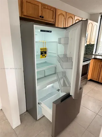 a view of walk in closet