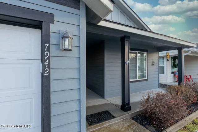 $429,900 | 7942 West Kayak Court, Rathdrum, ID 83858