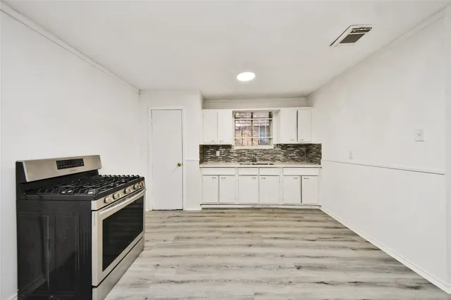 $240,000 | 3727 Prudence Drive, Houston, TX 77045