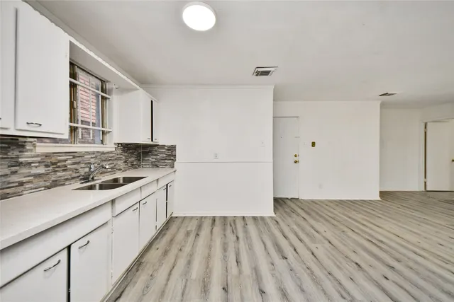 $240,000 | 3727 Prudence Drive, Houston, TX 77045