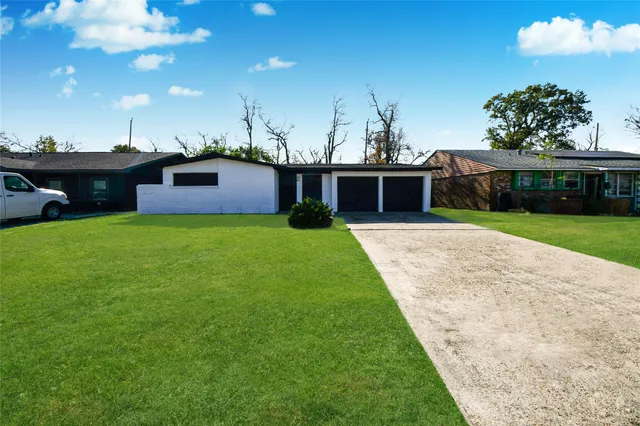 $240,000 | 3727 Prudence Drive, Houston, TX 77045