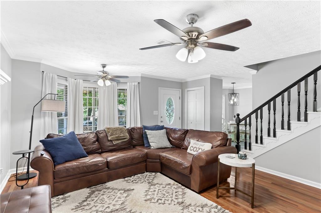 1661 Hudson Road Decatur, GA 30033 - Photo 3 of 17