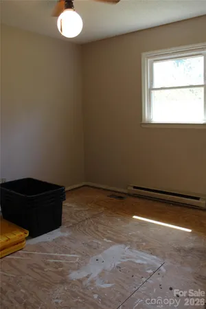 $189,900 | 5445 Glenview Drive, Hickory, NC 28602