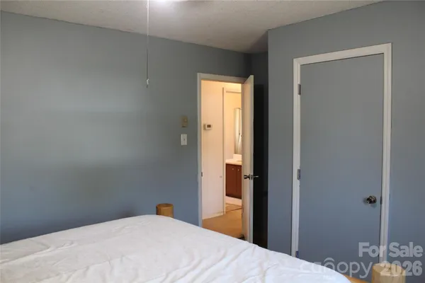 $189,900 | 5445 Glenview Drive, Hickory, NC 28602