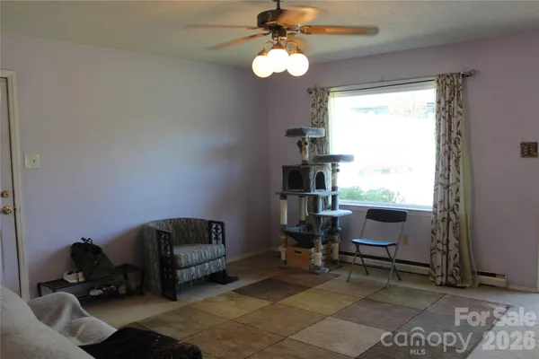 $189,900 | 5445 Glenview Drive, Hickory, NC 28602