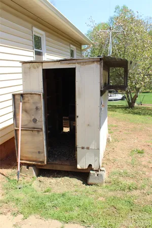 $189,900 | 5445 Glenview Drive, Hickory, NC 28602