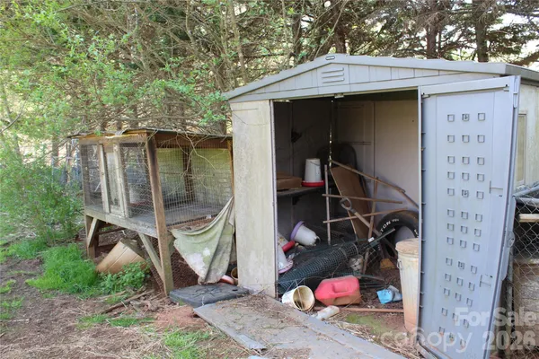 $189,900 | 5445 Glenview Drive, Hickory, NC 28602