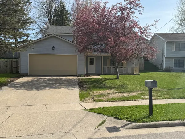 $2,800 | 4618 West Grand Boulevard Northwest, Grand Rapids, MI 49534