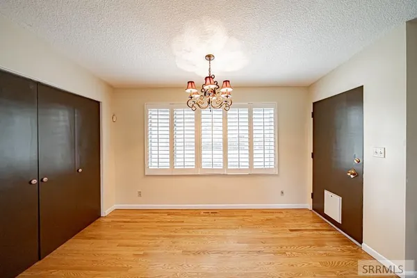 $399,000 | 195 South Lloyd Circle, Idaho Falls, ID 83402