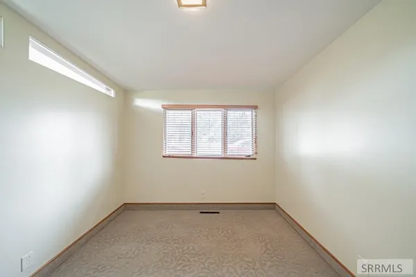 $399,000 | 195 South Lloyd Circle, Idaho Falls, ID 83402