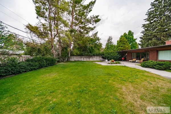 $399,000 | 195 South Lloyd Circle, Idaho Falls, ID 83402