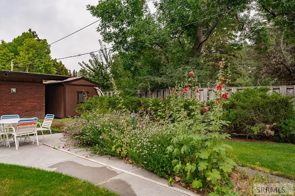 $399,000 | 195 South Lloyd Circle, Idaho Falls, ID 83402