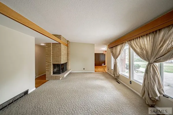 $399,000 | 195 South Lloyd Circle, Idaho Falls, ID 83402