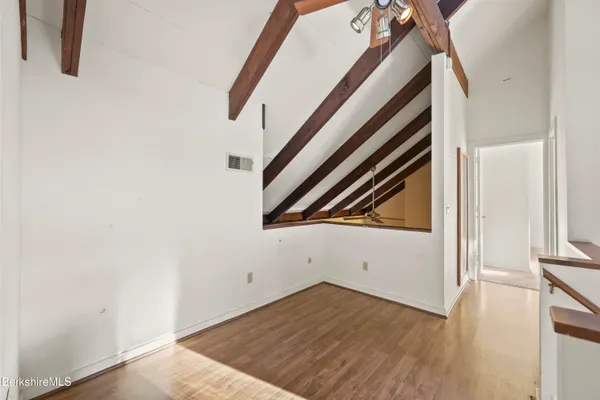 a view of an entryway