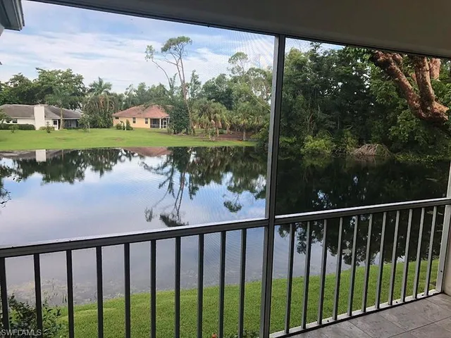 $1,850 | 113 Bobolink Way, Unit 113B, Naples, FL 34105