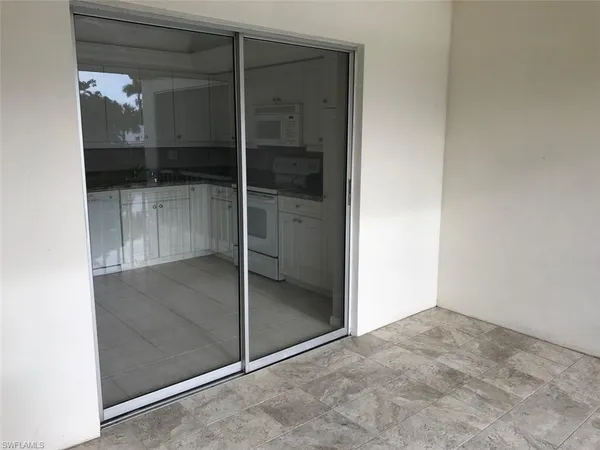 $1,790 | 113 Bobolink Way, Unit 113B, Naples, FL 34105