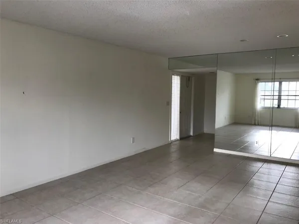 $1,790 | 113 Bobolink Way, Unit 113B, Naples, FL 34105