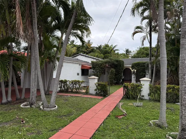 $4,300 | 9125 Byron Avenue, Surfside, FL 33154