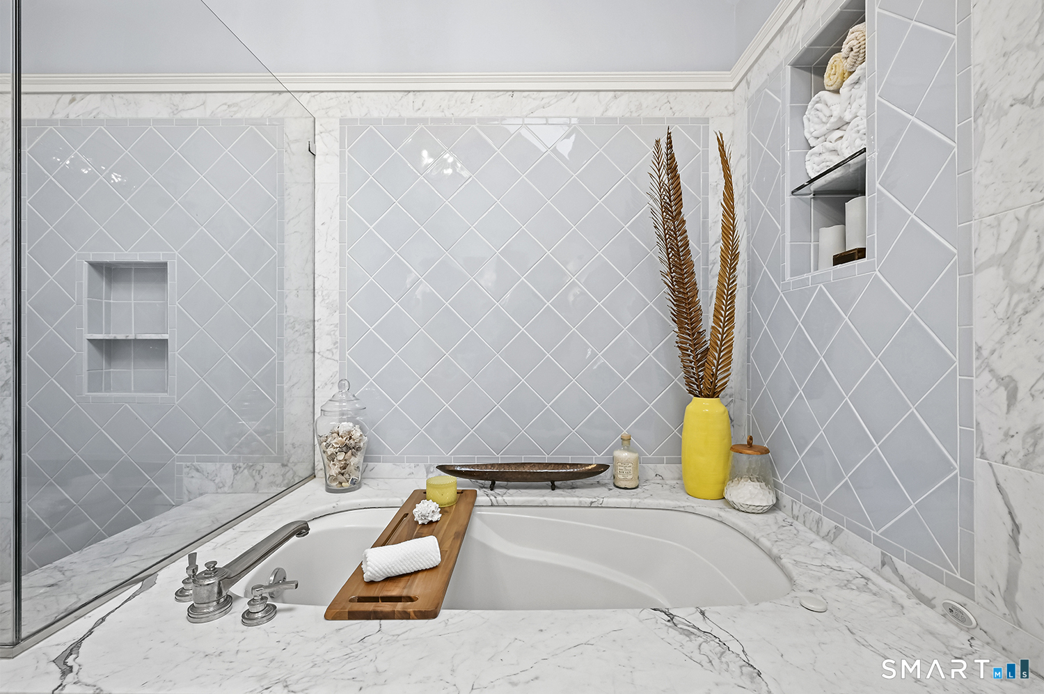 320 Warner Hill Road Fairfield, CT 06890 - Photo 23 of 40