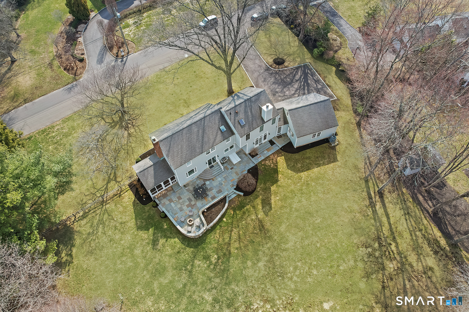 320 Warner Hill Road Fairfield, CT 06890 - Photo 37 of 40