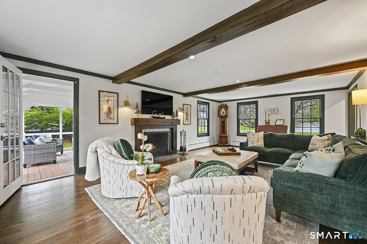 320 Warner Hill Road Fairfield, CT 06890 - Photo 7 of 40