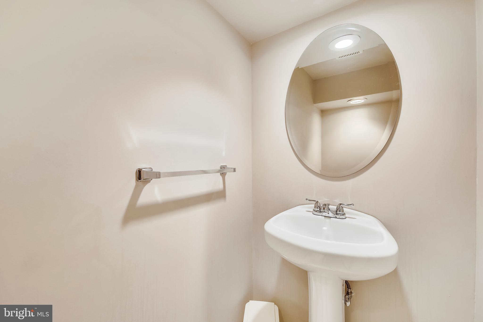 3210 Fayette Road Kensington, MD 20895 - Photo 29 of 39 Powder Room on Lower Level