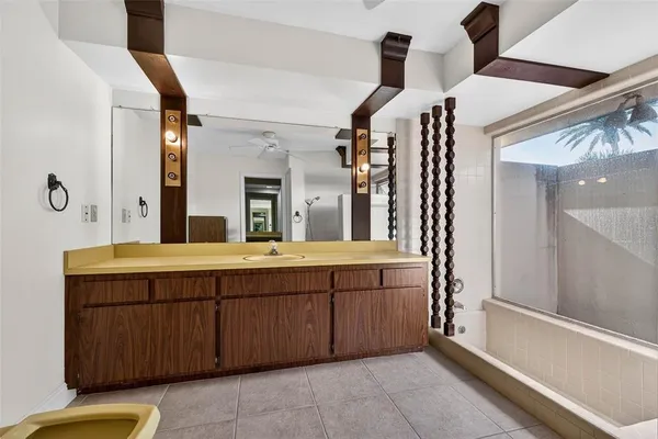 $1,650,000 | 3103 Wedgewood Drive, Belleair Beach, FL 33786