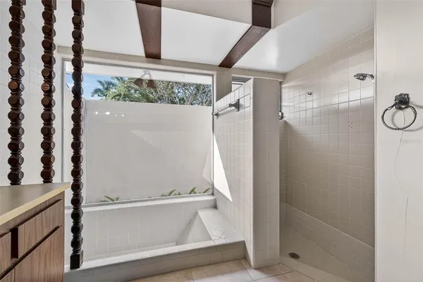 $1,650,000 | 3103 Wedgewood Drive, Belleair Beach, FL 33786