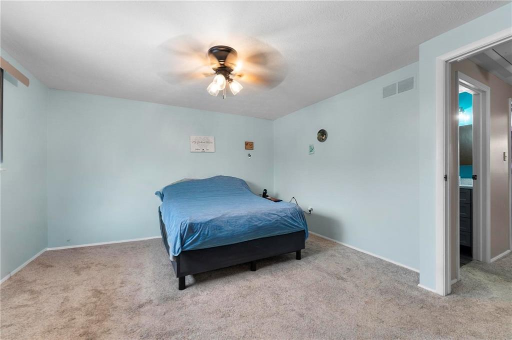 3106 Laurel Ridge Circle Bridgeville, PA 15017 - Photo 19 of 36