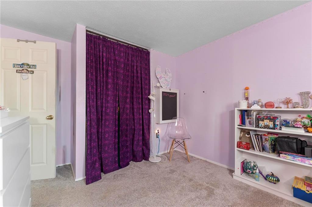 3106 Laurel Ridge Circle Bridgeville, PA 15017 - Photo 25 of 36