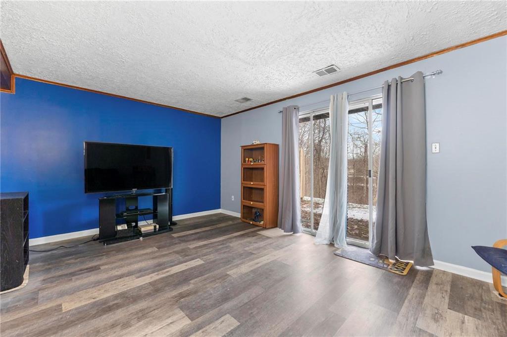 3106 Laurel Ridge Circle Bridgeville, PA 15017 - Photo 31 of 36