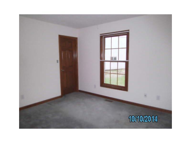 4673 Cramer Road Martinsville, IN 46151 - Photo 9 of 12 Gallery Image 9