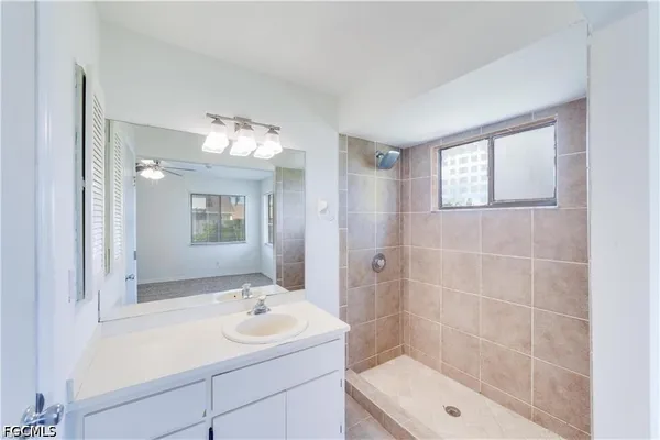 $2,300 | 9225 Pineapple Road, Fort Myers, FL 33967