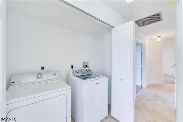 $2,300 | 9225 Pineapple Road, Fort Myers, FL 33967