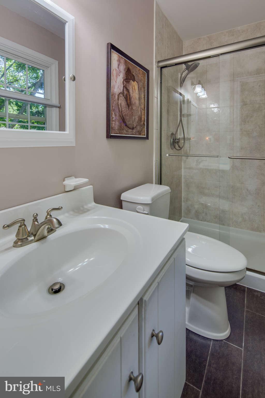 6900 Rawhide Ridge Columbia, MD 21046 - Photo 16 of 30 Bath (Master)