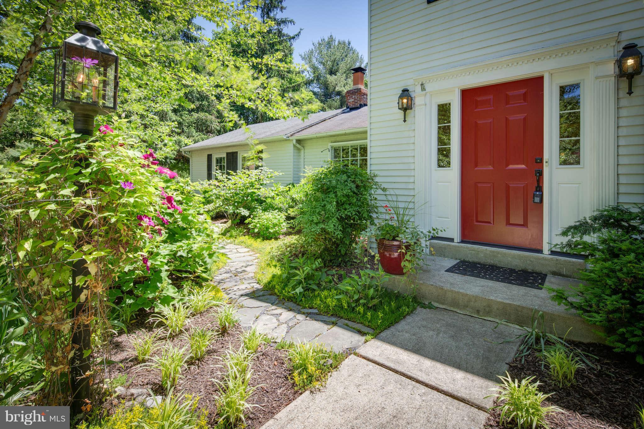 6900 Rawhide Ridge Columbia, MD 21046 - Photo 24 of 30 Exterior (Front)