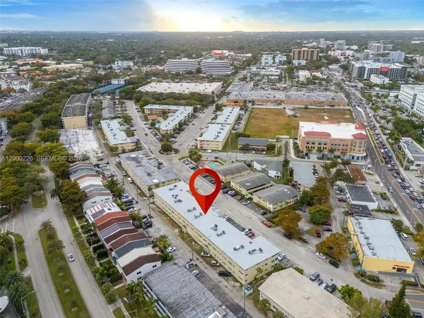 $220,000 | 11960 Northeast 19th Drive, Unit 15, North Miami, FL 33181